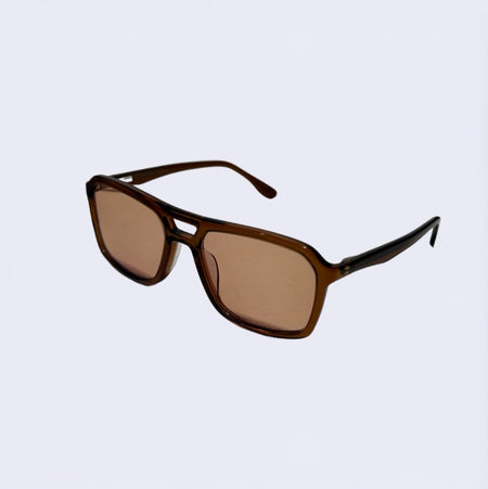 Rectangle brown wayfarer sunglasses with medium nose bridge fit low nose bridge fit High cheek bones